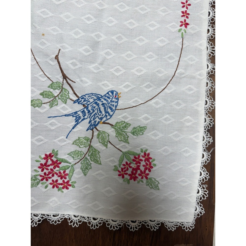Vintage Hand Embroidered White Lace Trim Floral dresser scarf - Picture 5 of 6